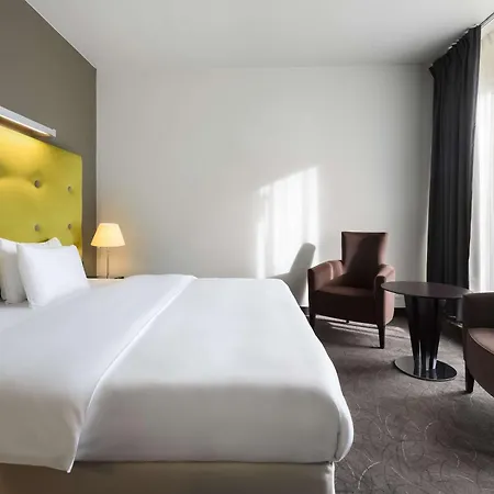Hotel Radisson Blu Sobieski 4*