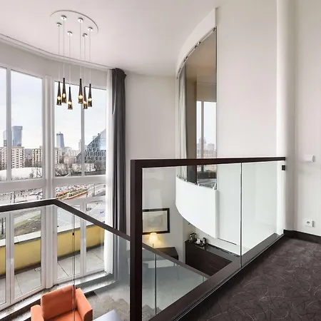 راديسون بلو سوبييسكي فندق 4*