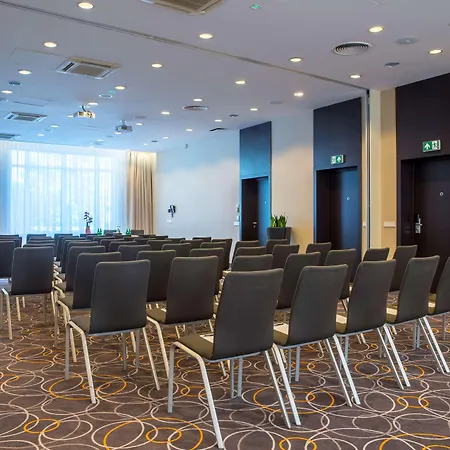 Ξενοδοχείο Radisson Blu Sobieski 4*
