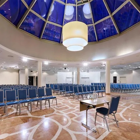 Radisson Blu Sobieski 4*