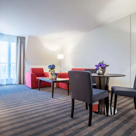 Radisson Blu Sobieski Otel 4*