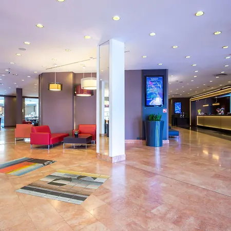 Ξενοδοχείο Radisson Blu Sobieski 4*