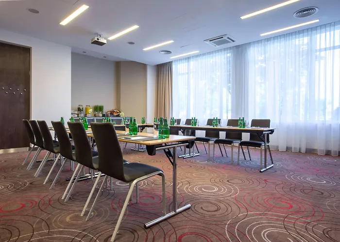 Hotel Radisson Blu Sobieski 4*